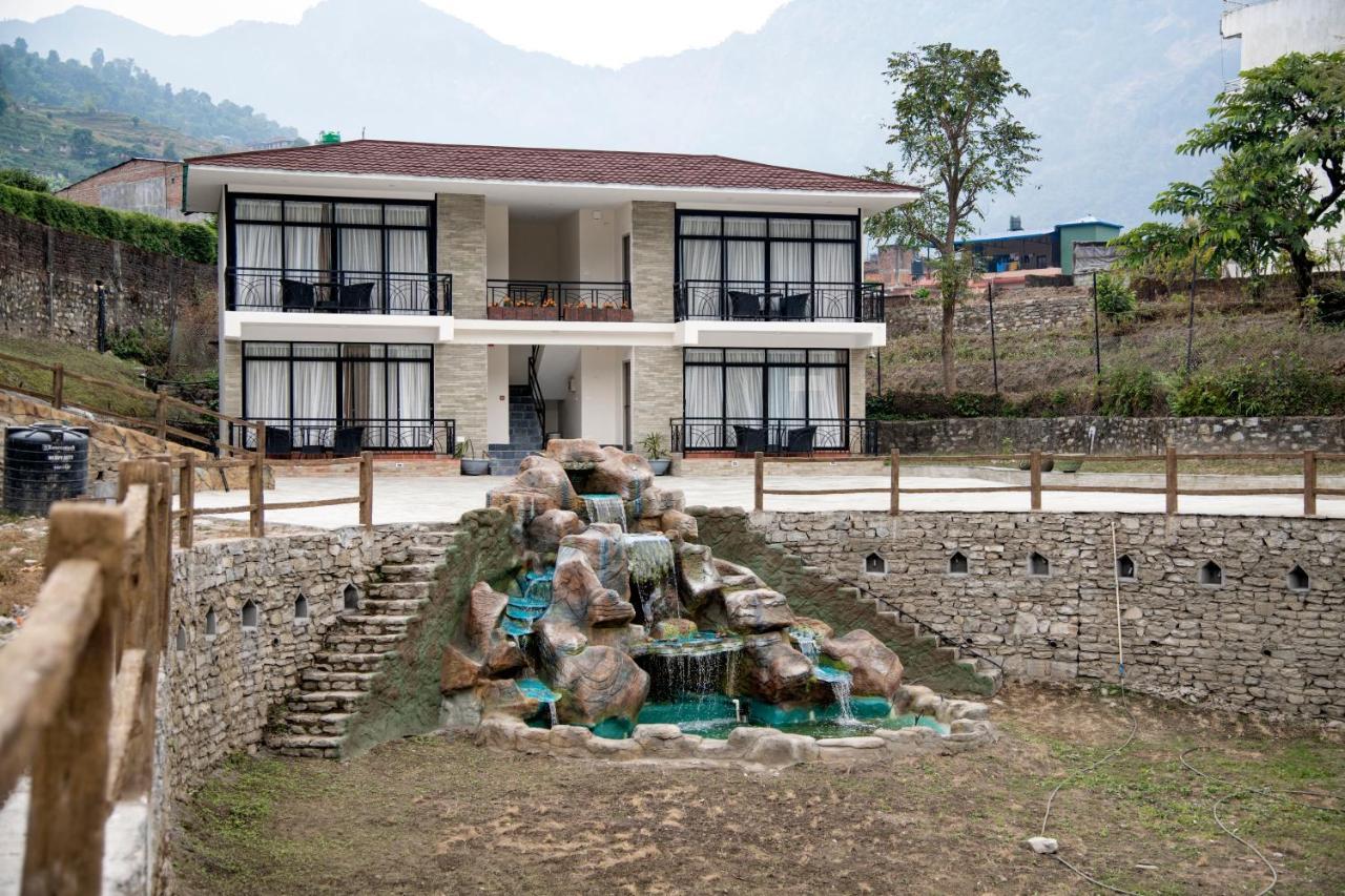 Gateway Himalaya Resort Ghanpokhara ภายนอก รูปภาพ